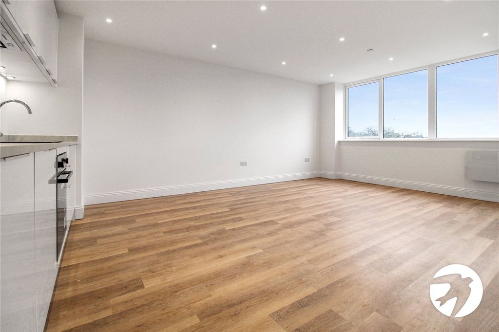 Property photo 2 of 10 Open Plan Living