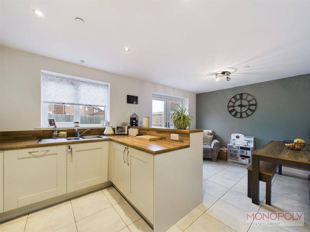 Property photo 3 of 22 Cam01979G0-Pr0376-Still006.Jpg