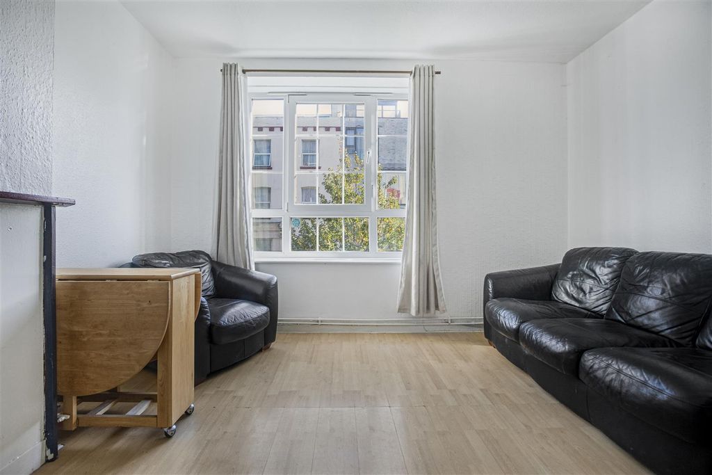 Property photo 2 of 9 8Y3A3918 Copy.Jpg