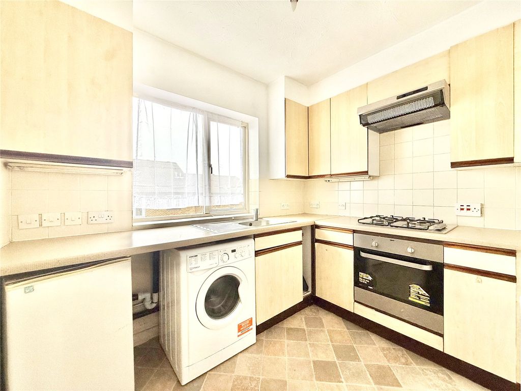 Property photo 3 of 7 Picture No. 04