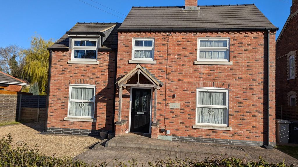 Property photo 1 of 18 Thumbnail_1000006781.Jpg