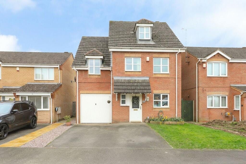 Property photo 1 of 17
