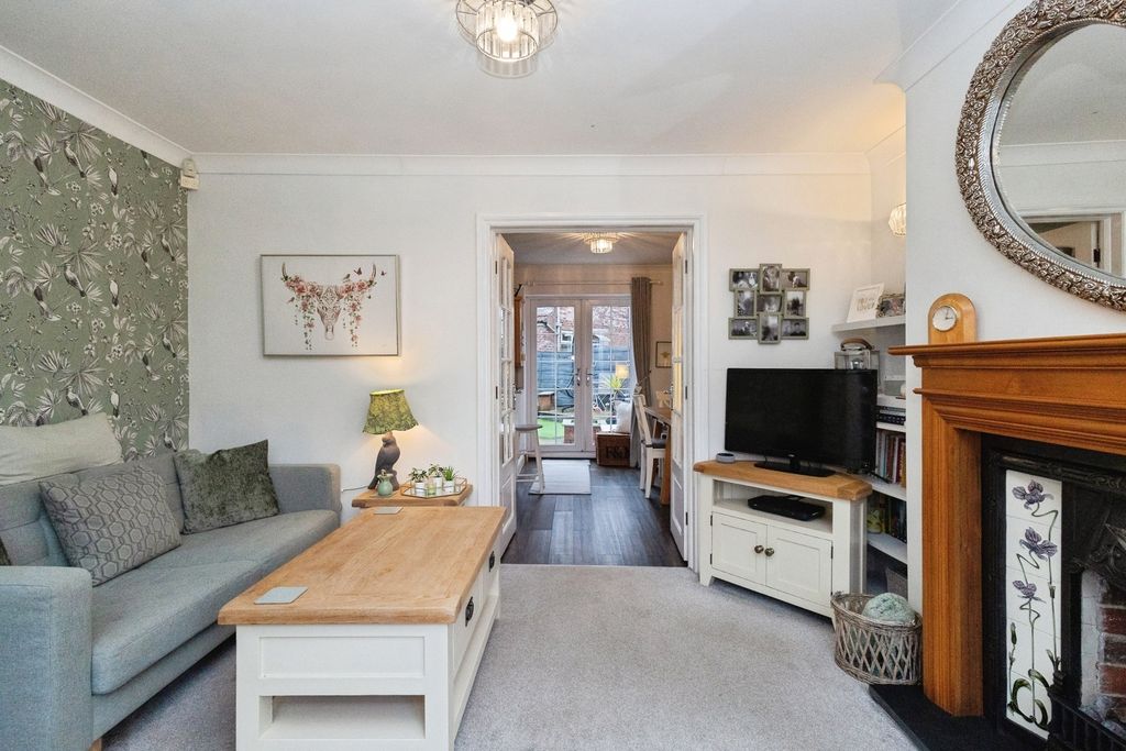 Property photo 3 of 19 Pbox-Img.Jpg