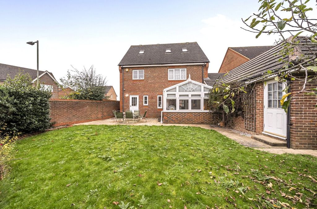 Property photo 2 of 19 Picture No. 04