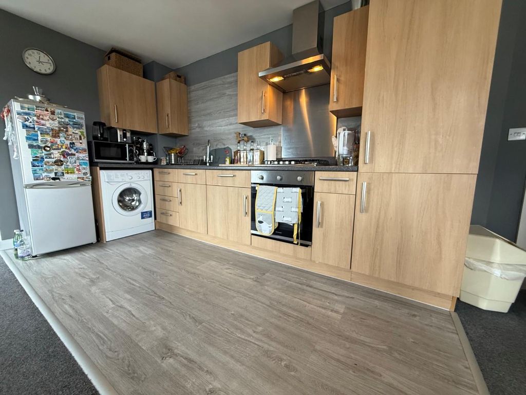 Property photo 2 of 9 8.Jpg