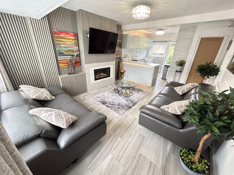 Property photo 3 of 17 Photo 3