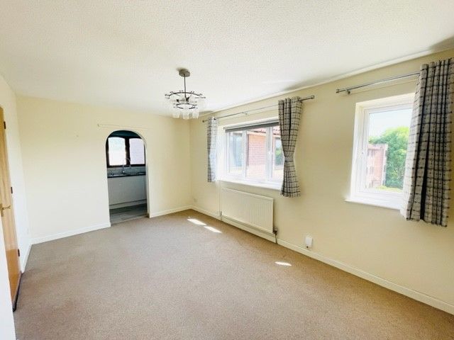 Property photo 2 of 6