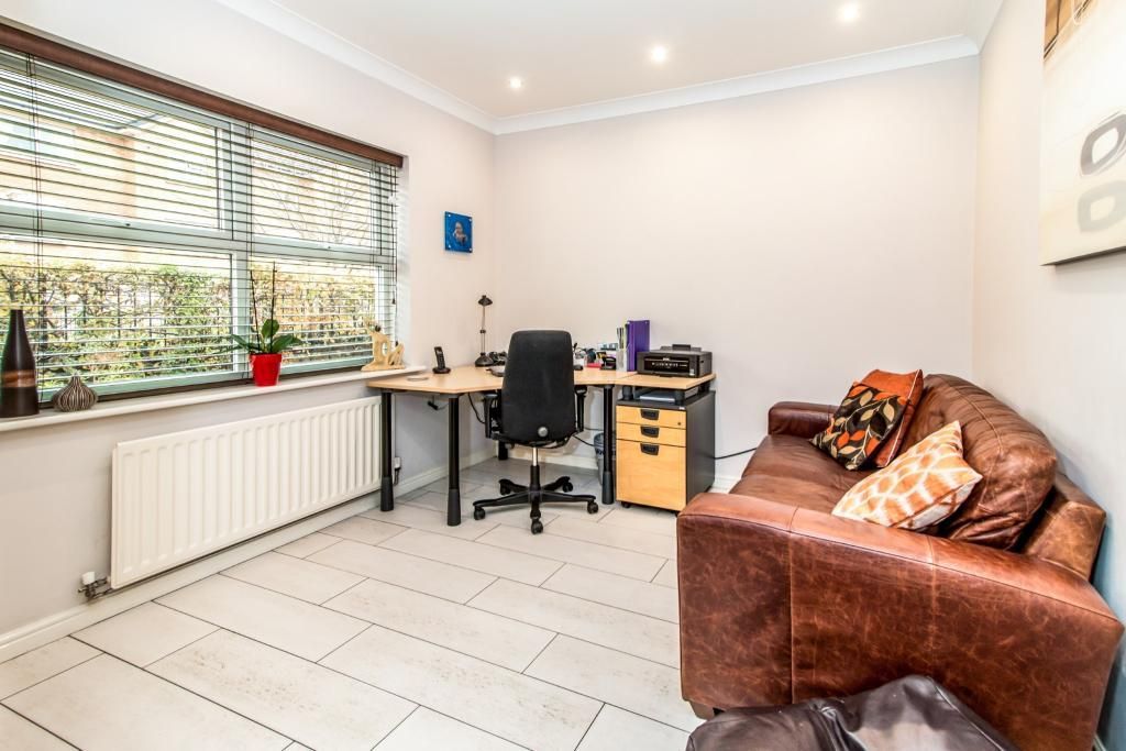 Property photo 2 of 3