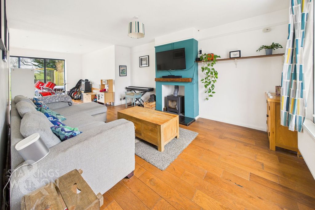 Property photo 3 of 31