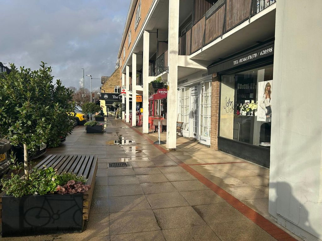 Property photo 3 of 10 17.Jpg