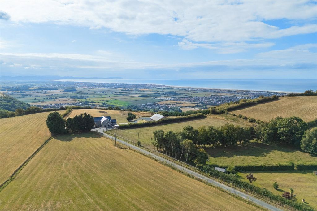 Property photo 2 of 34 Location