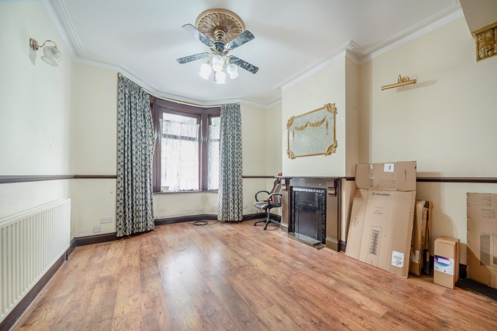 Property photo 3 of 11