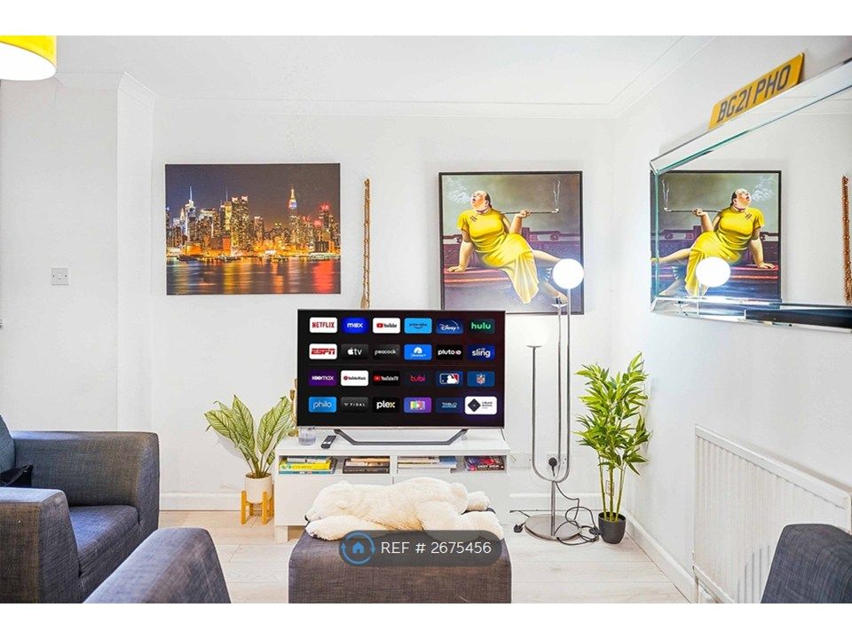 Property photo 2 of 20