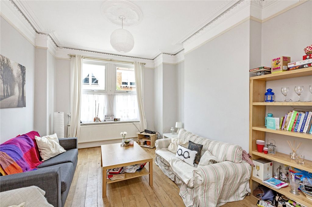 Property photo 3 of 14 Picture No. 11