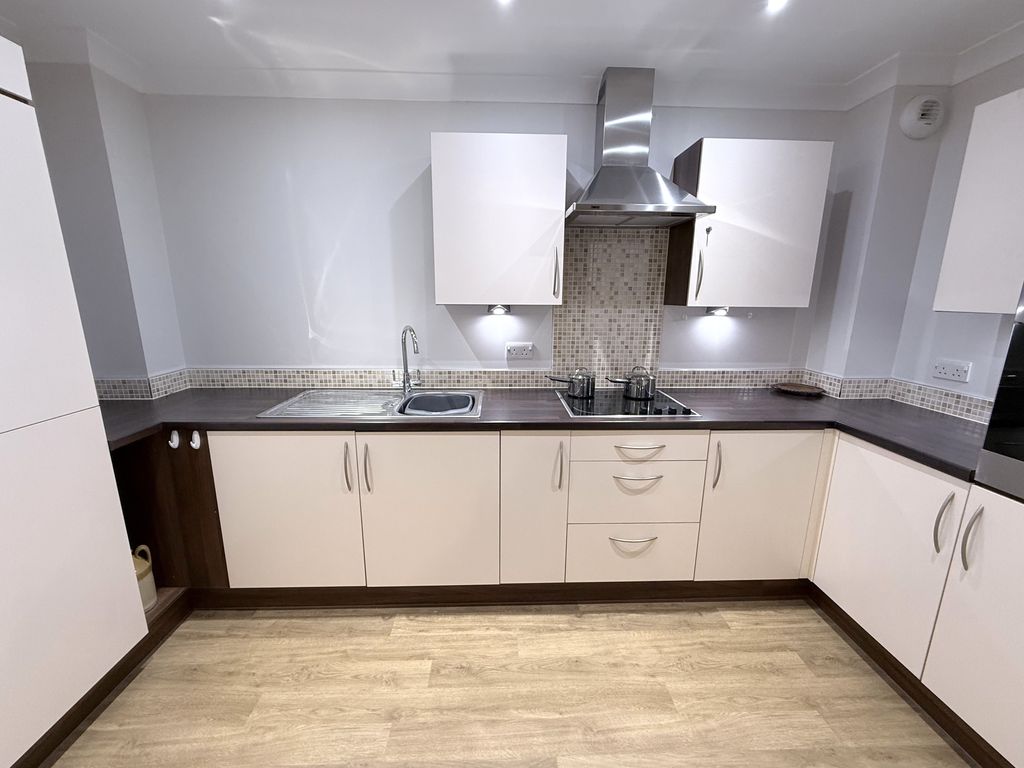 Property photo 3 of 9 Img4240