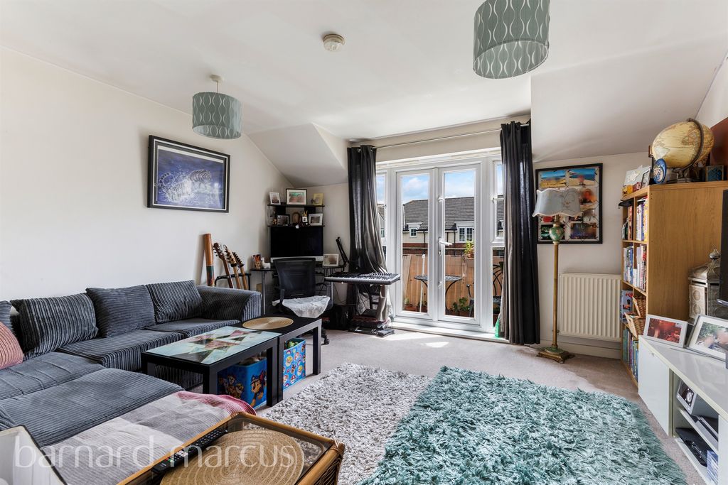 Property photo 1 of 9