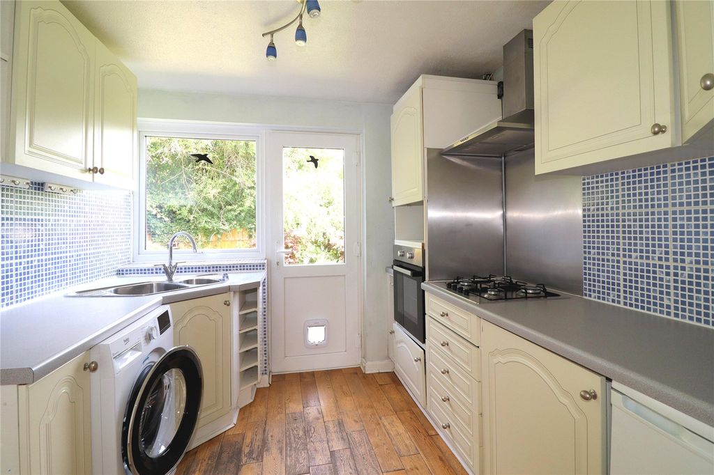 Property photo 2 of 12 Picture No. 03
