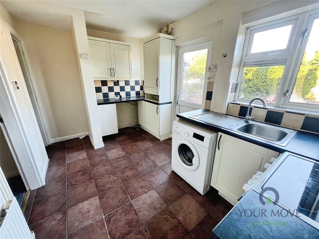 Property photo 2 of 11 Picture No. 12