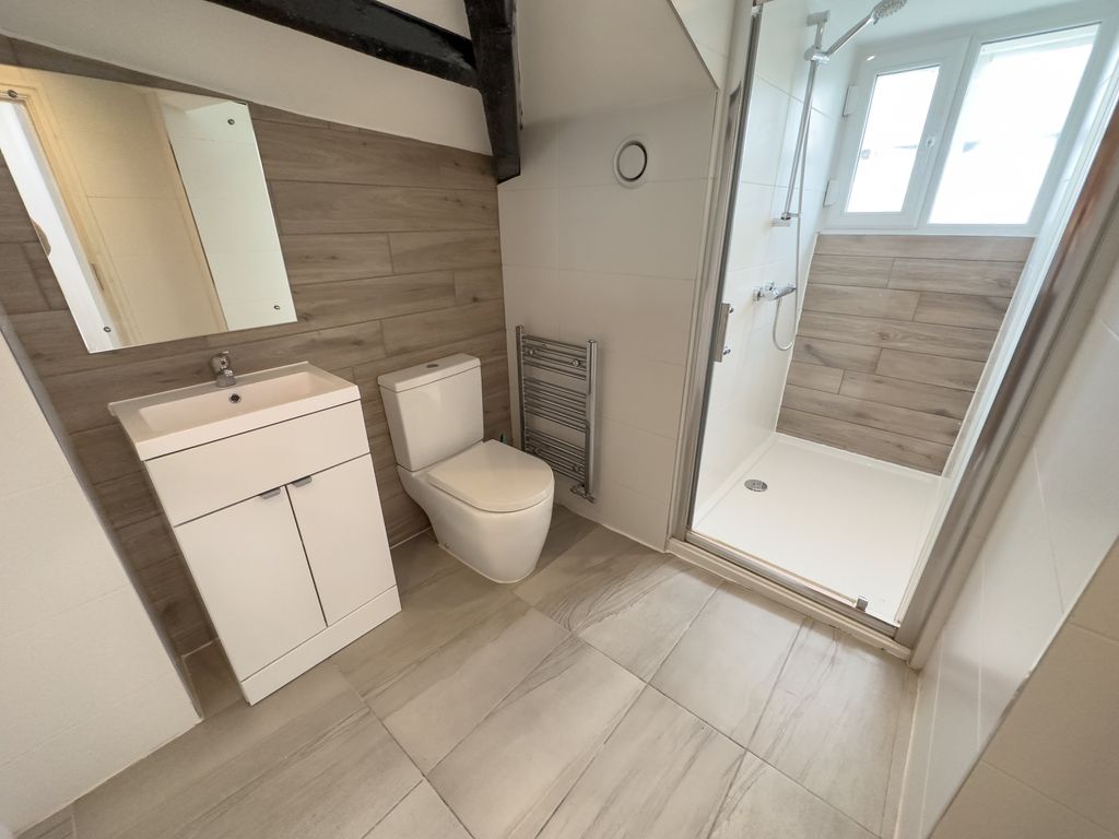 Property photo 3 of 5 10