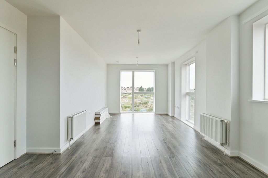 2 bed flat for saleLarner Road, Erith DA8 photo 5