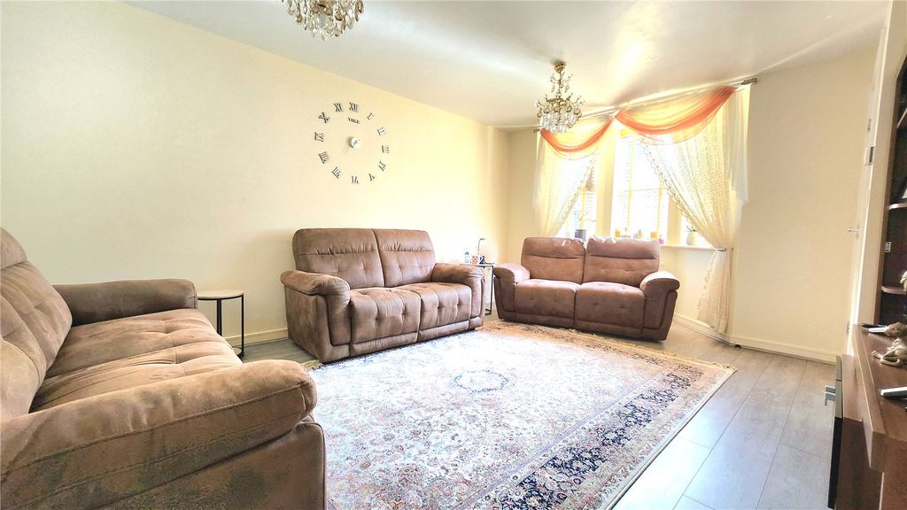 Property photo 3 of 17 Picture No. 10