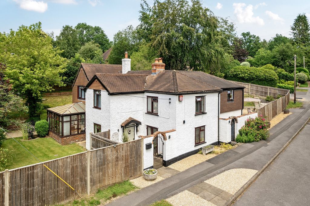 Property photo 1 of 12 1
