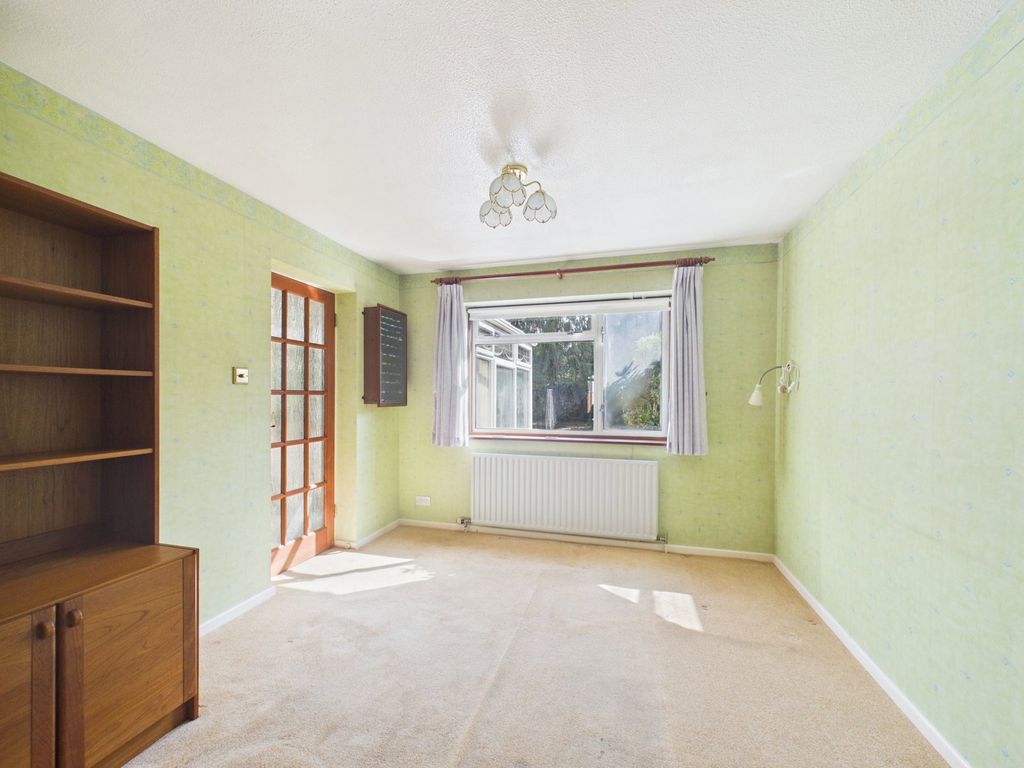 Property photo 3 of 13