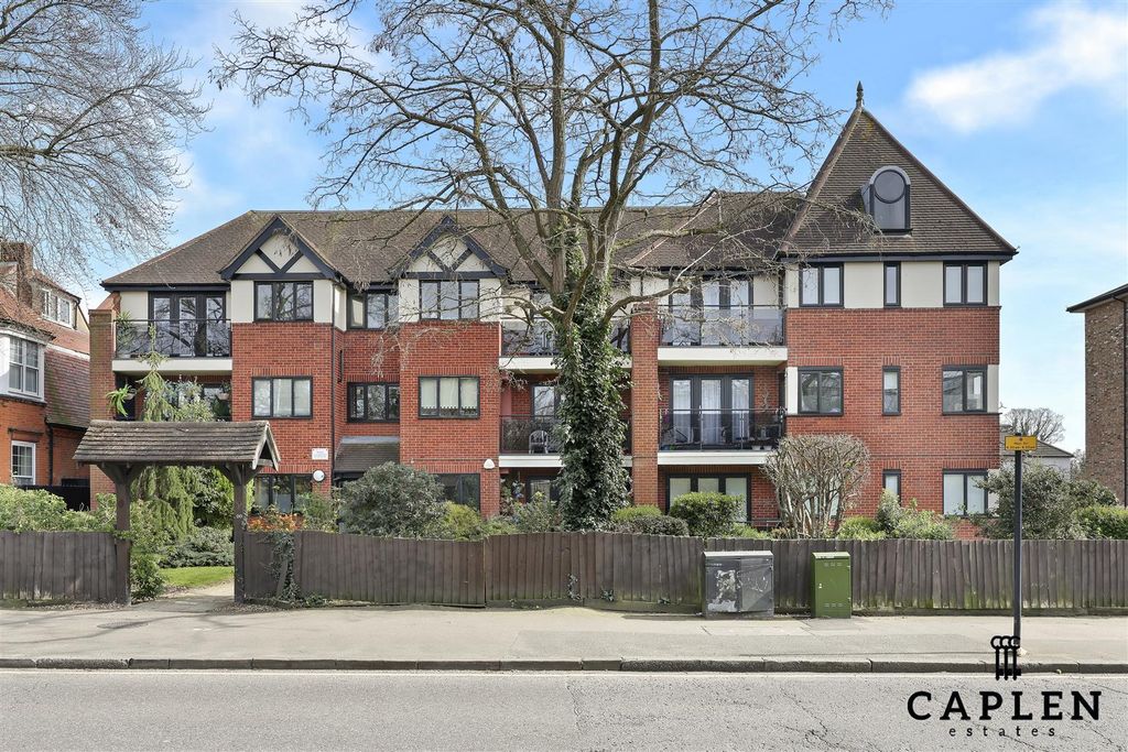 Property photo 1 of 21