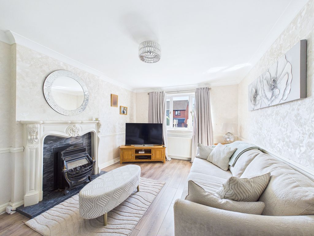 Property photo 3 of 39