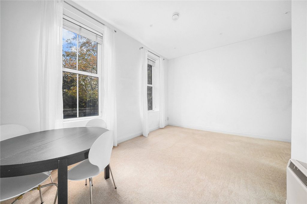 Property photo 2 of 10 Picture No. 20