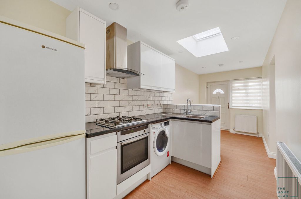 Property photo 2 of 12 Img_436_7_Original.Jpg