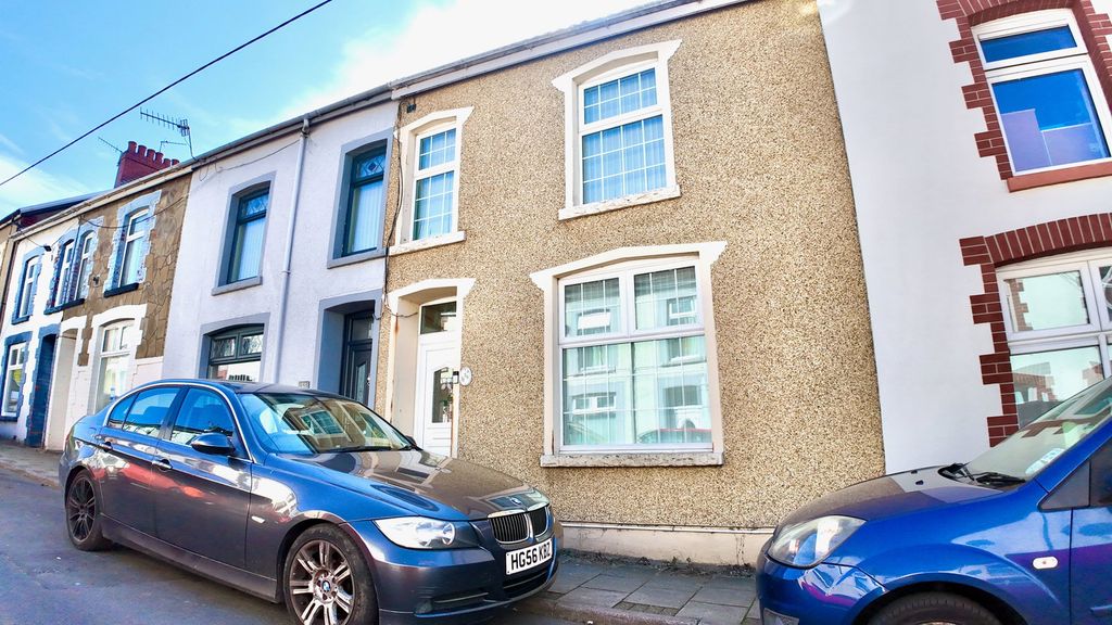 Property photo 1 of 25