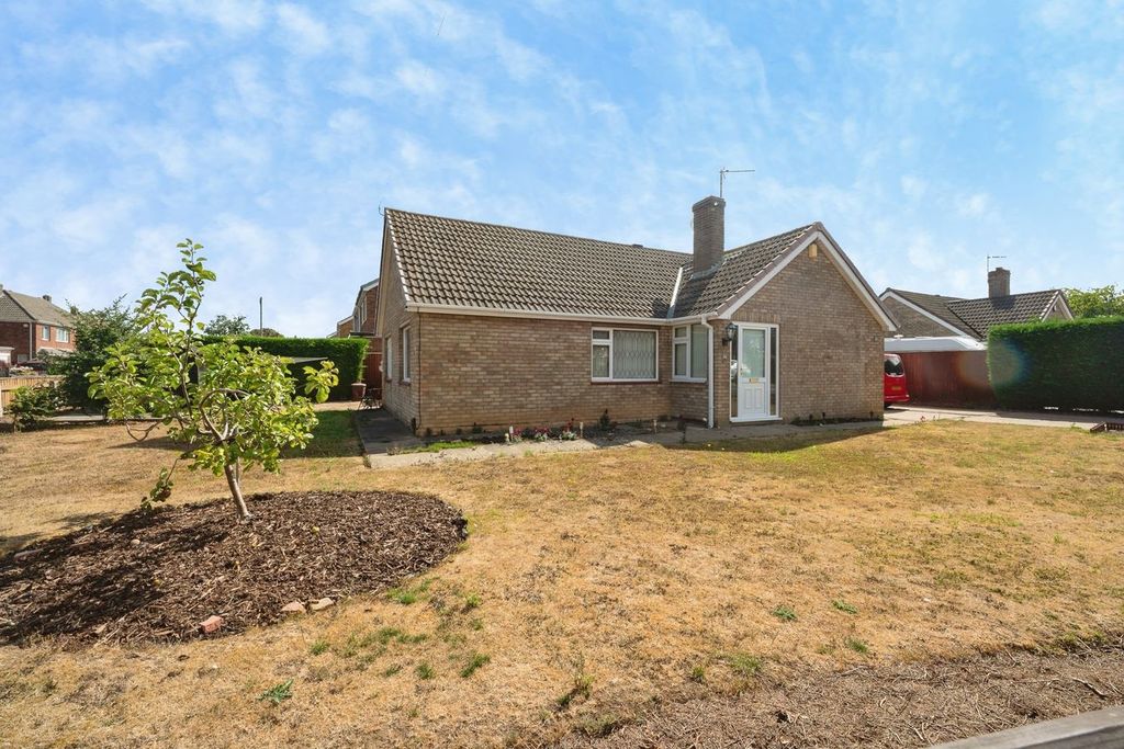 Property photo 1 of 15