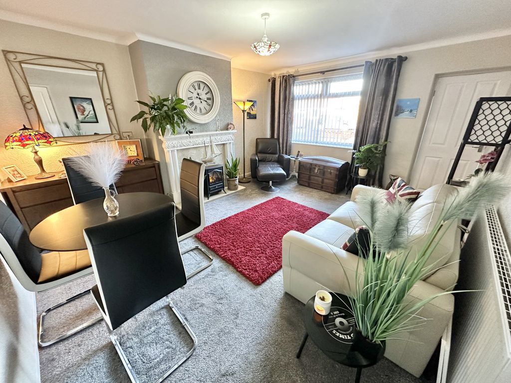 Property photo 2 of 22