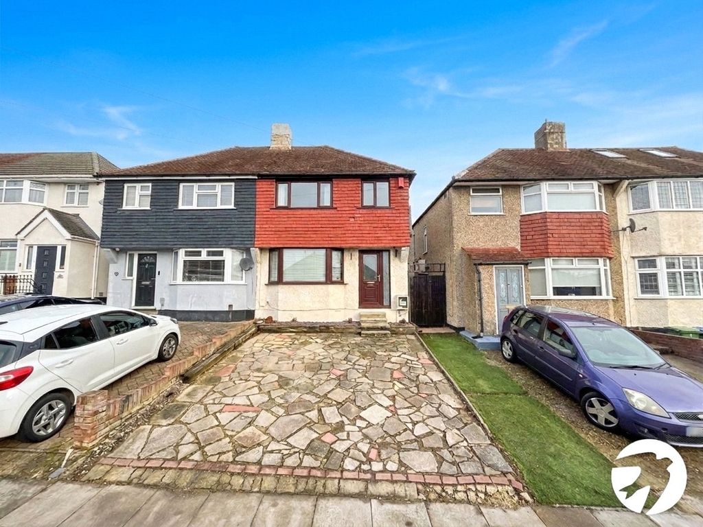 Property photo 3 of 32 Picture No. 63