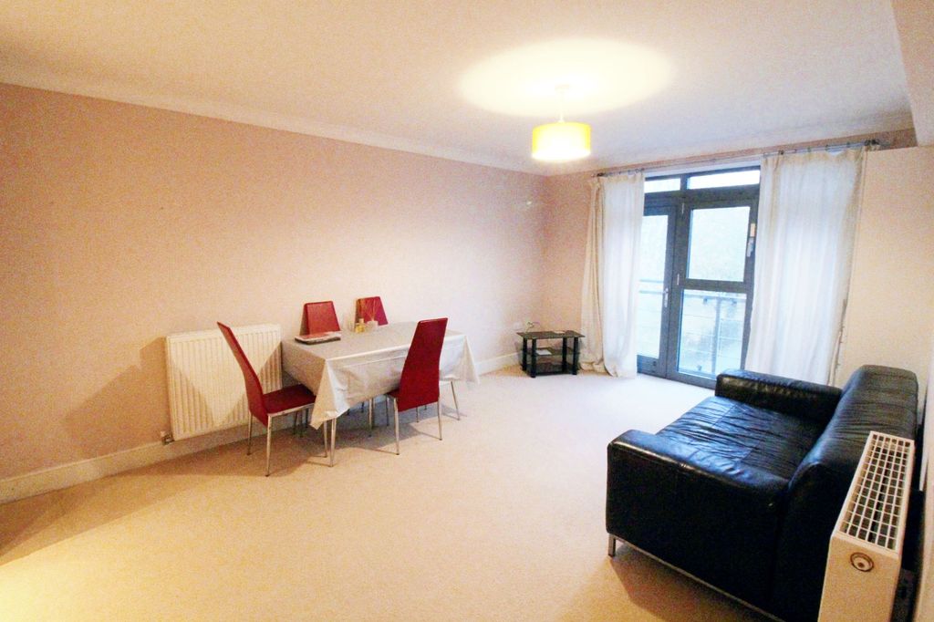 Property photo 2 of 5