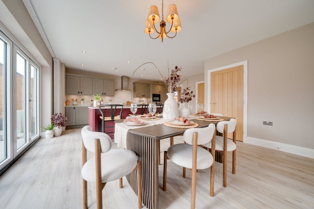 Property photo 3 of 16 5431333