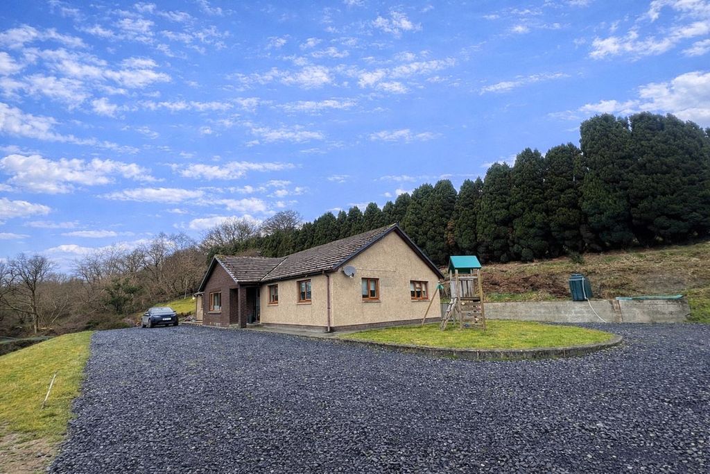 Property photo 1 of 47