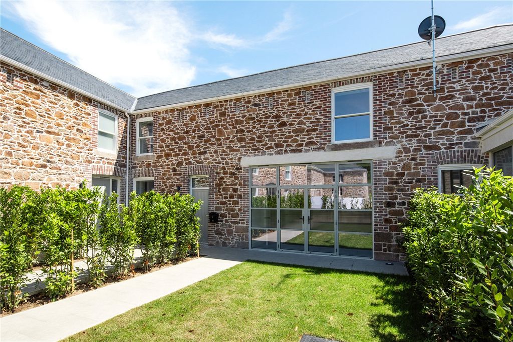Property photo 1 of 12 Main