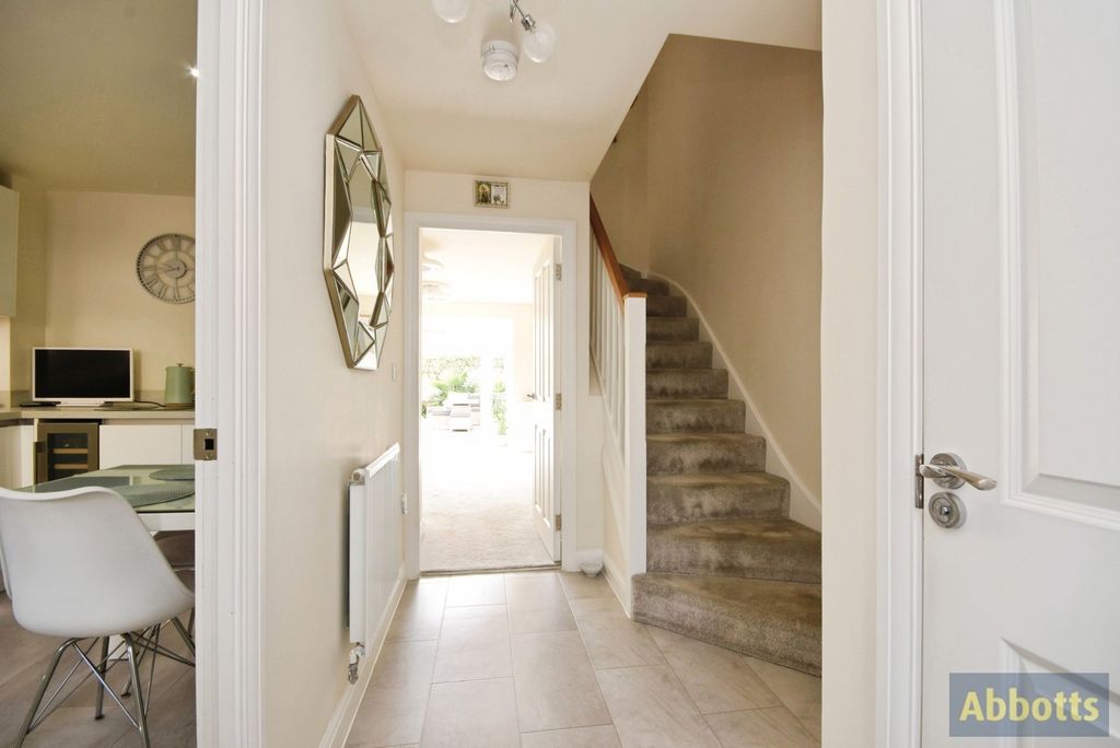 Property photo 2 of 23 Pbox-Img.Jpg