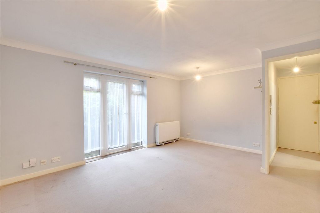 Property photo 2 of 10 Picture No. 06