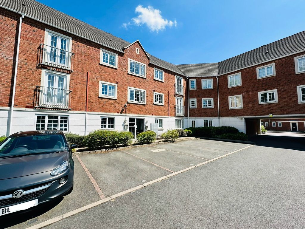 Property photo 1 of 8