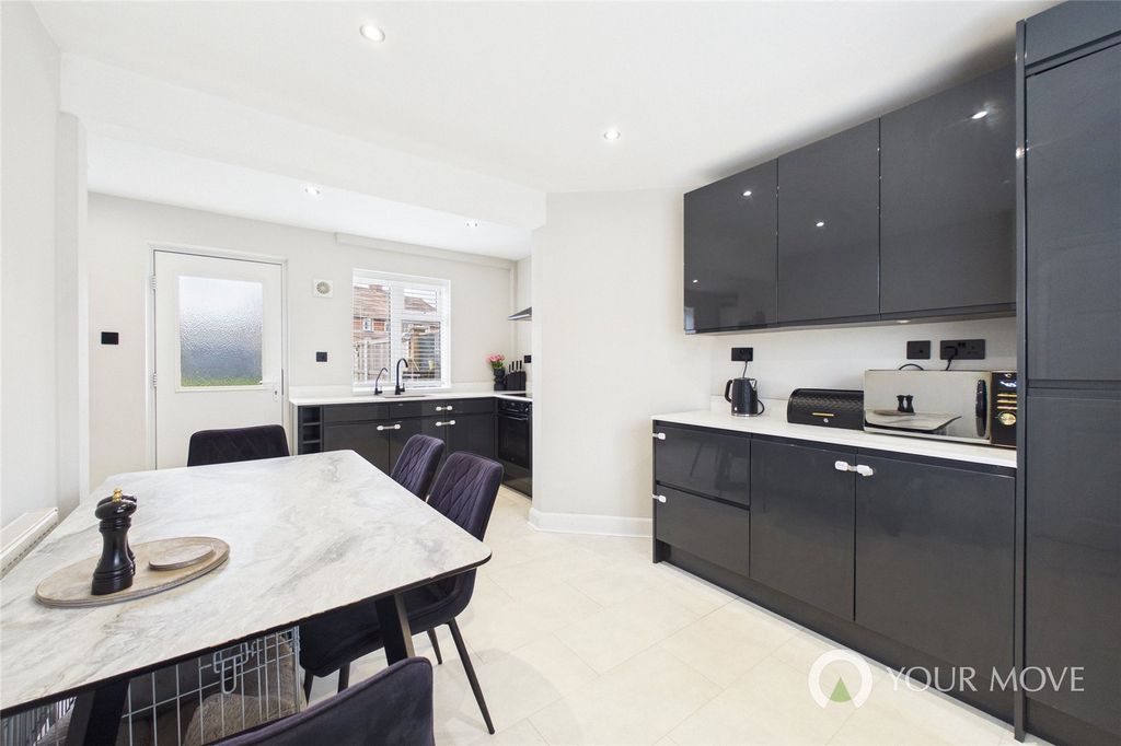 Property photo 3 of 17 Picture No. 03