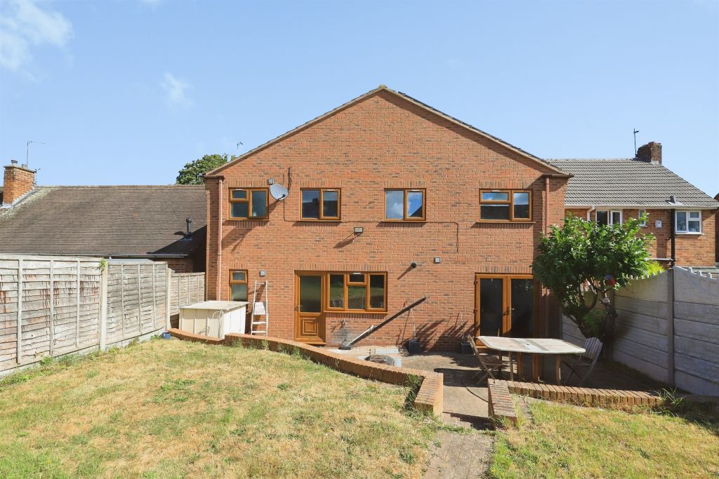 Property photo 2 of 18