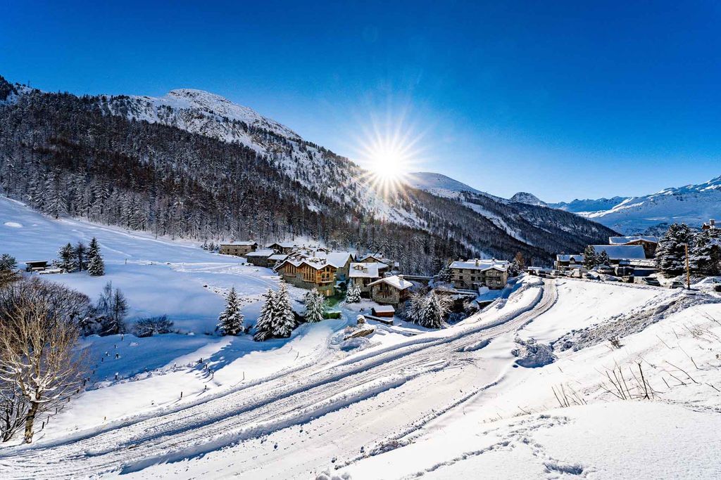 Property photo 3 of 9