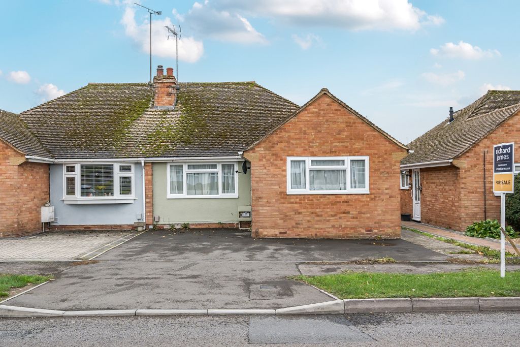 Property photo 1 of 13 13725561268Fa5Eb26B5A2