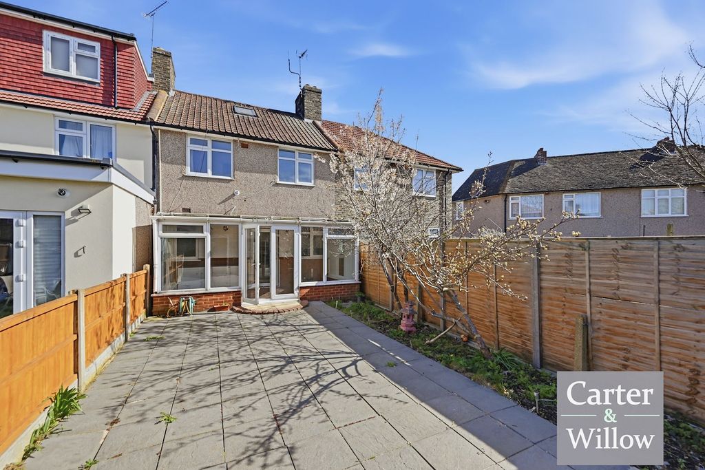 Property photo 2 of 15