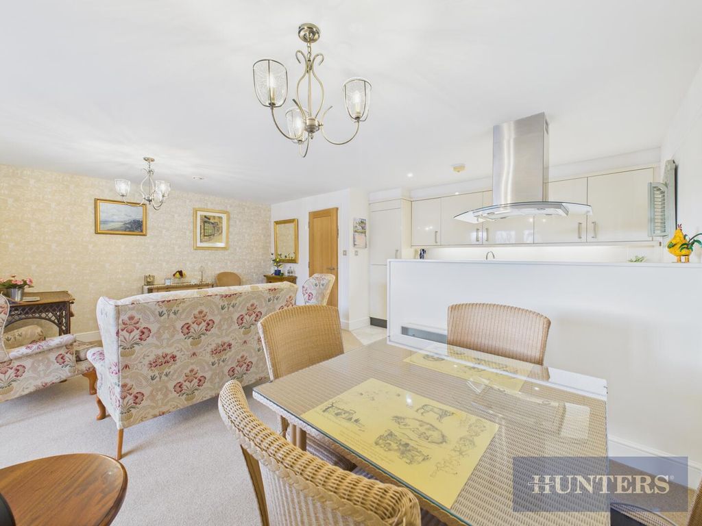 Property photo 3 of 16 Dining Room