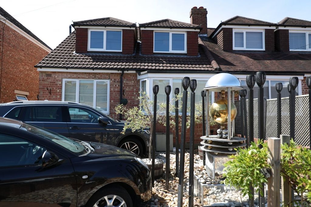 Property photo 2 of 44