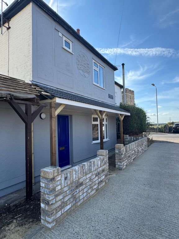 Property photo 1 of 36